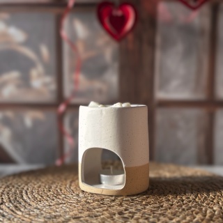 Zestaw "Love" kominek + wosk zapachowy