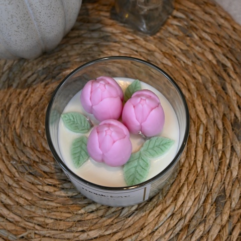 Świeca sojowa bukiet różowychtulipanów