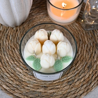 Świeca sojowa duży bukiet białych tulipanów