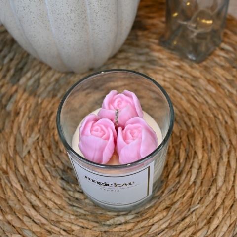 Świeca sojowa małe tulipany różowe